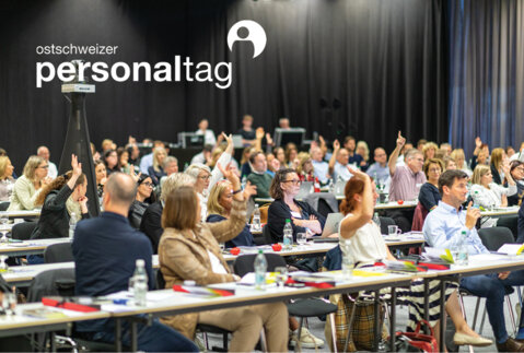 Stefan Camenzind speaks at the Ostschweizer Personaltag 2022